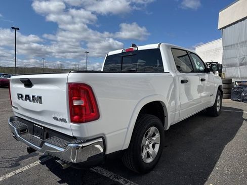 Used 2025 RAM 1500 Big Horn AWD/4WD image 5
