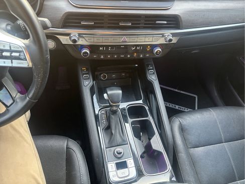 Used 2022 Kia Telluride EX w/ EX Premium Package image 14