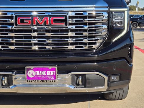 Used 2022 GMC Sierra 1500 Denali w/ Denali Reserve Package image 6