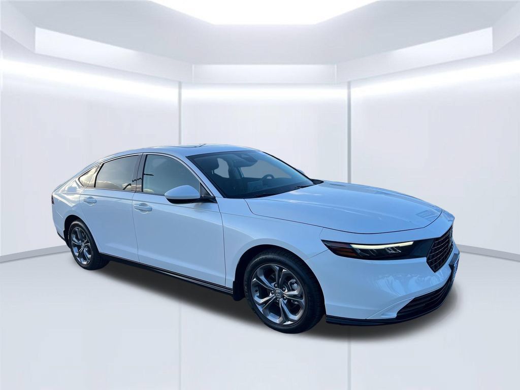 Used 2024 Honda Accord EX image 7