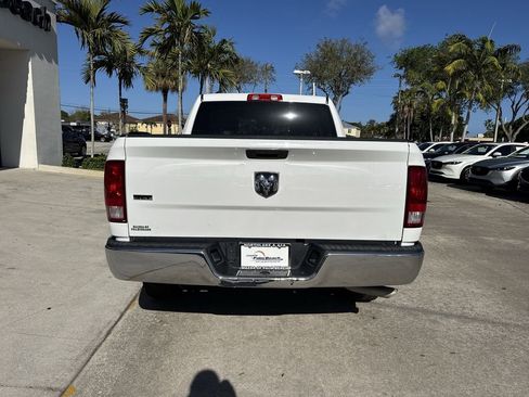 Used 2022 RAM 1500 Classic SLT image 3