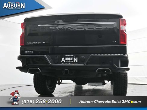 Used 2021 Chevrolet Silverado 1500 LT Trail Boss w/ Convenience Package II image 13