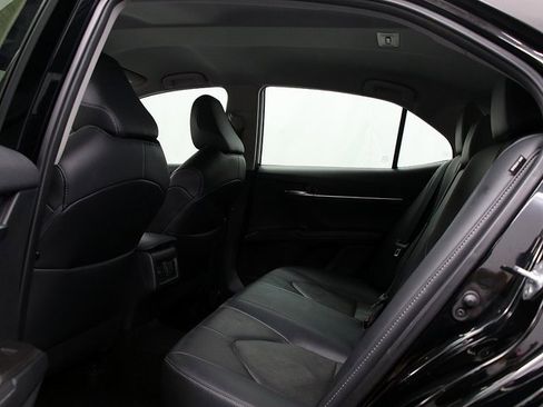 Used 2023 Toyota Camry XSE image 12