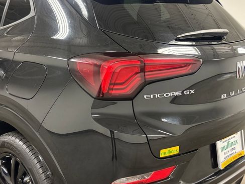 Used 2024 Buick Encore GX Sport Touring w/ Comfort Package image 15