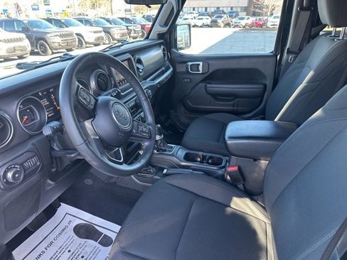 Certified 2022 Jeep Wrangler Unlimited Sport image 13