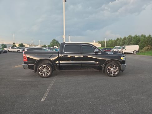 Used 2024 RAM 1500 Limited AWD/4WD image 18
