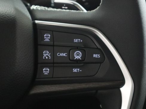 New 2026 Jeep Grand Cherokee Limited AWD/4WD image 28