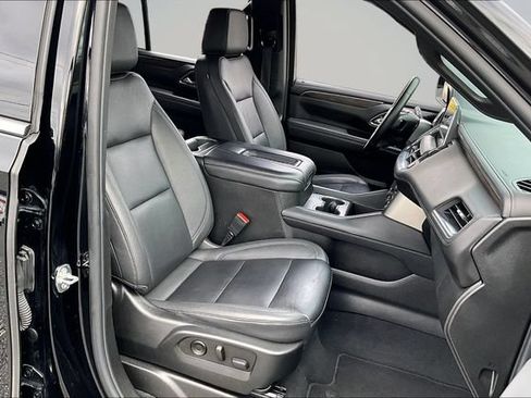 Used 2023 Chevrolet Tahoe LT AWD/4WD image 29