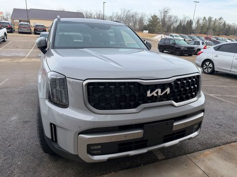 Used 2023 Kia Telluride SX X-Pro image 2