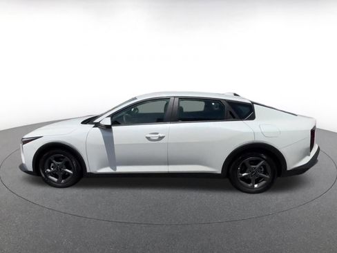 Used 2025 Kia K4 FWD image 10