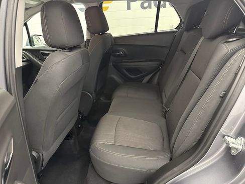 Used 2020 Chevrolet Trax LT AWD/4WD image 20