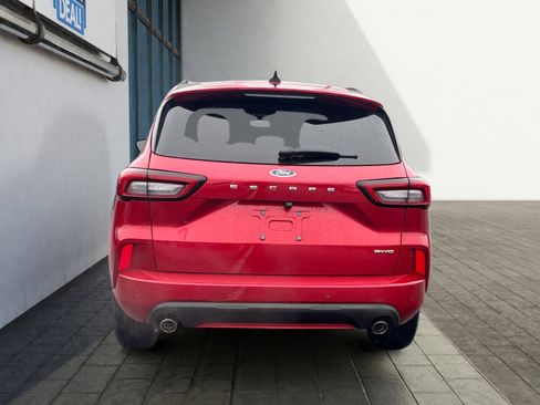 Used 2024 Ford Escape ST-Line w/ Tech Pack #1 image 4