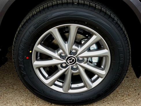 New 2025 MAZDA CX-5 AWD 2.5 S w/ Preferred Package image 7