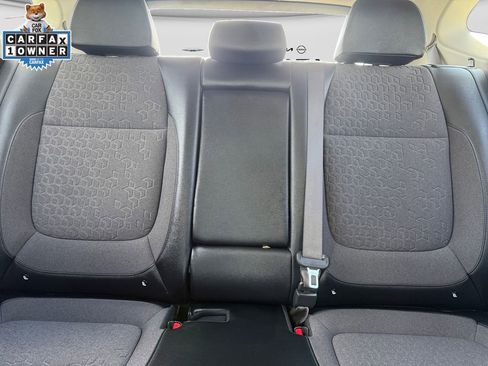 Certified 2025 Kia Seltos S FWD image 16