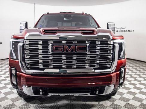 Used 2024 GMC Sierra 2500 Denali w/ Denali Reserve Package AWD/4WD image 5