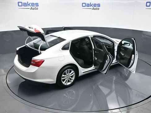 Used 2017 Chevrolet Malibu LT w/ Driver Confidence Package image 56