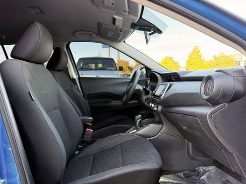 Used 2021 Nissan Kicks S FWD image 21