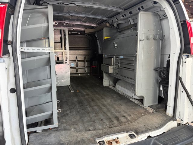Used 2019 Chevrolet Express 2500 w/ Driver Convenience Package RWD image 5