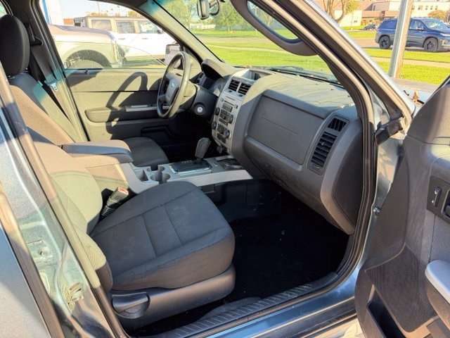 Used 2012 Ford Escape XLT FWD image 9