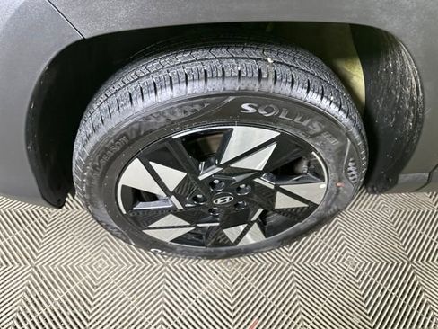 Certified 2025 Hyundai Kona SEL image 38