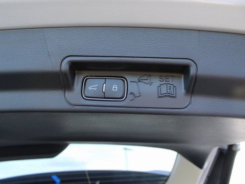 New 2026 Ford Explorer Active w/ Active Comfort Package AWD/4WD image 13