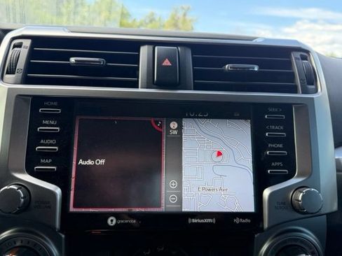 Used 2020 Toyota 4Runner SR5 AWD/4WD image 21