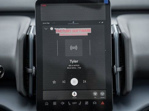 New 2026 Volvo EX30 Plus w/ Protection Package Premier image 22