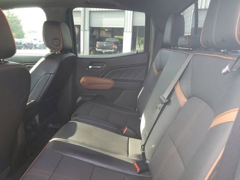 Used 2023 GMC Canyon AT4 AWD/4WD image 10