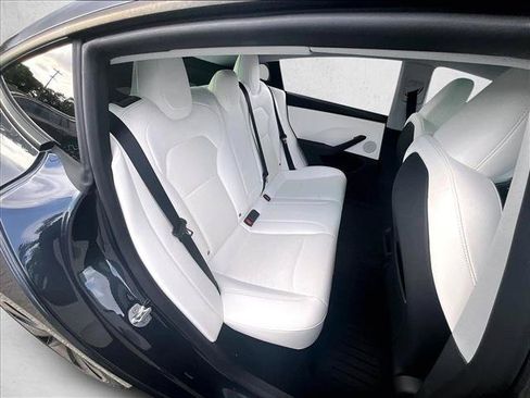 Used 2025 Tesla Model 3 Long Range RWD image 27