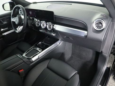 Certified 2025 Mercedes-Benz GLB 250 GLB 250 image 18
