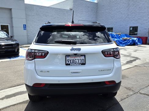 Certified 2026 Jeep Compass Limited AWD/4WD image 4