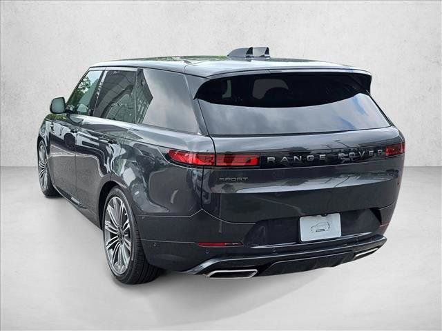 New 2026 Land Rover Range Rover Sport Dynamic SE AWD/4WD image 7