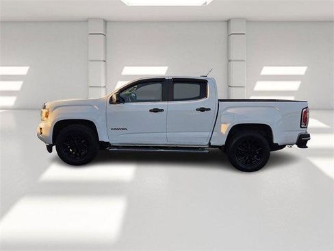 Used 2015 GMC Canyon SLE image 2