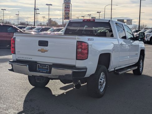 Used 2016 Chevrolet Silverado 2500 LT w/ LT Fleet Convenience Package image 5