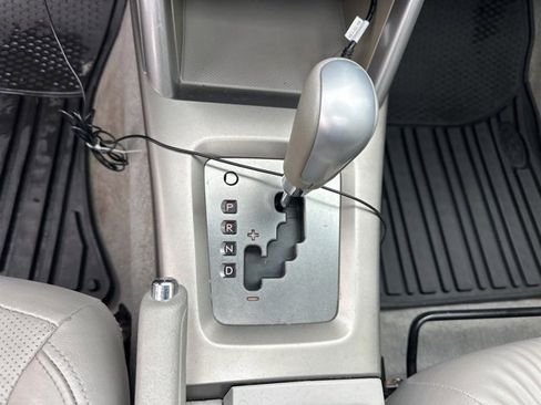 Used 2010 Subaru Forester 2.5X Limited image 18