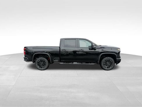 New 2026 Chevrolet Silverado 2500 LT image 2