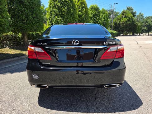Used 2010 Lexus LS 460 w/ Luxury Value Edition RWD image 4