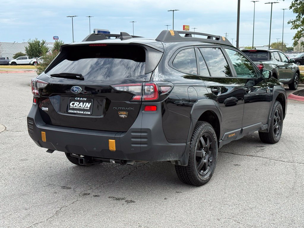 Used 2025 Subaru Outback Wilderness AWD/4WD image 7
