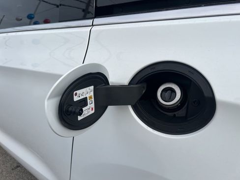 New 2026 Chrysler Pacifica Select image 16