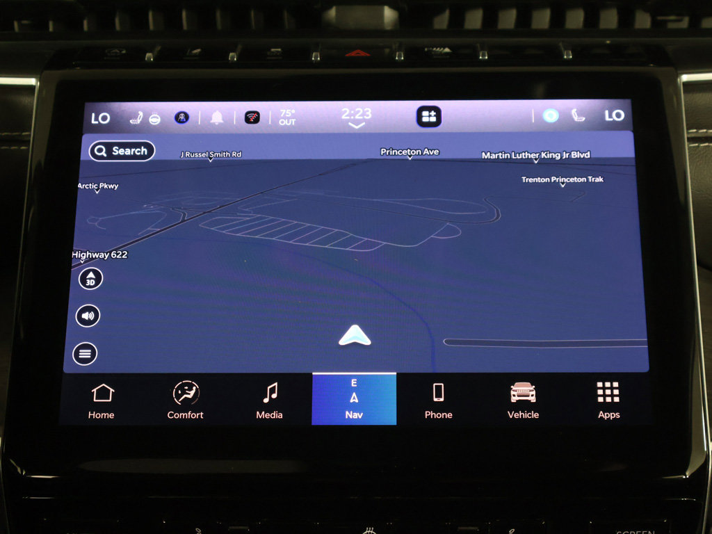Used 2023 Jeep Grand Cherokee Limited AWD/4WD image 42