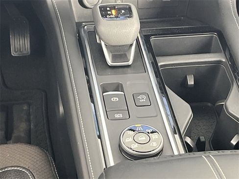 Certified 2024 Nissan Pathfinder SL w/ Cargo Package image 20