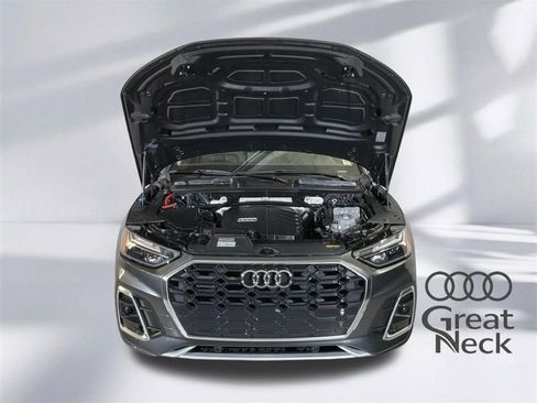 Used 2023 Audi Q5 2.0T Premium w/ Convenience Package AWD/4WD image 17