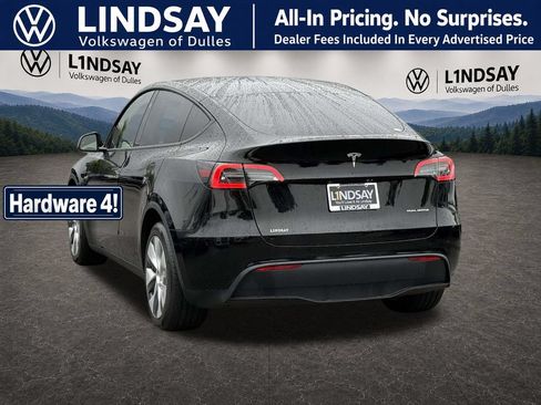 Used 2023 Tesla Model Y Long Range AWD/4WD image 5