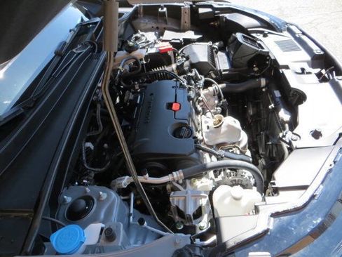 Used 2025 Honda HR-V Sport image 36