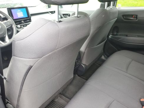 Certified 2024 Toyota Corolla Cross LE w/ Moonroof Package AWD/4WD image 14