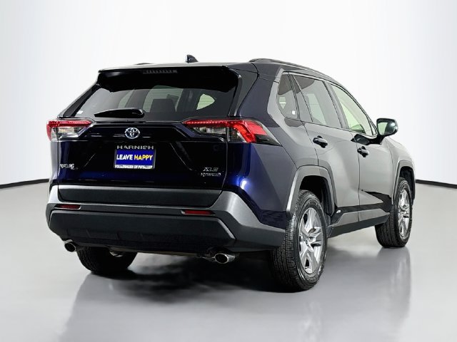 Used 2022 Toyota RAV4 XLE w/ Convenience Package AWD/4WD image 7