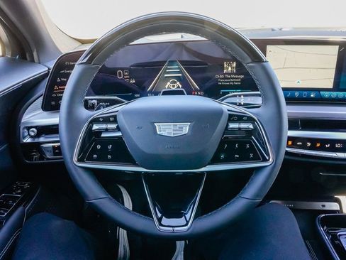 New 2026 Cadillac Lyriq Luxury w/ LPO, Floor Liner Package image 20