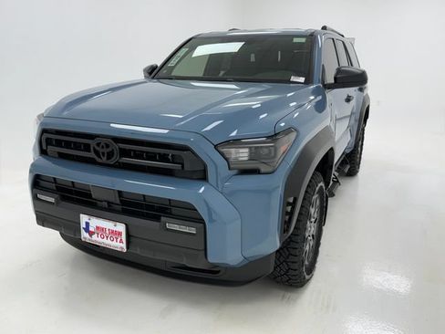 New 2026 Toyota 4Runner SR5 AWD/4WD image 4