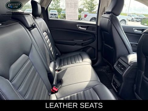 Used 2024 Ford Edge SEL w/ Convenience Package AWD/4WD image 11