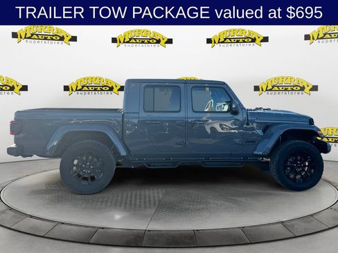 Used 2022 Jeep Gladiator Overland image 7